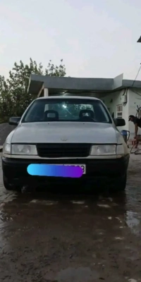 Opel Vectra a 1992
