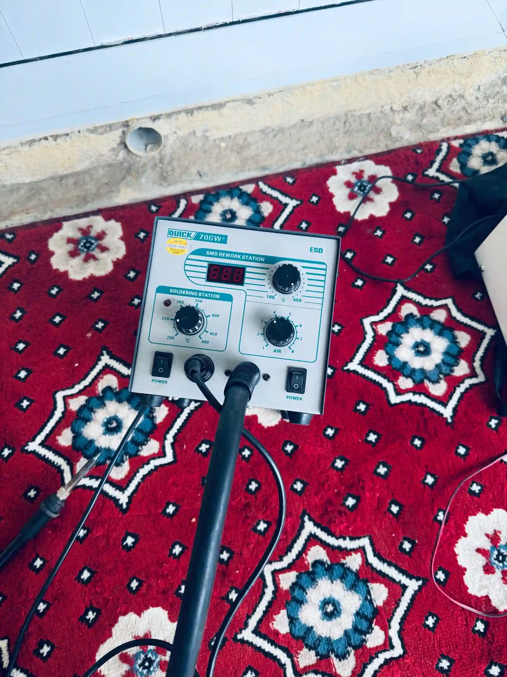 Термовоздушная паяльная станция Quick 706W+ ESD 2в